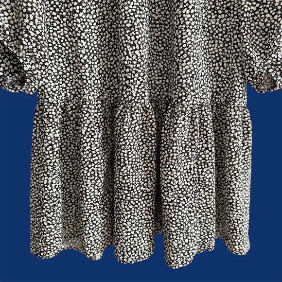 H&M Black and White Floral Patterned Long Ruffled Sleeve Sundress Size Large - Picture 3 of 7